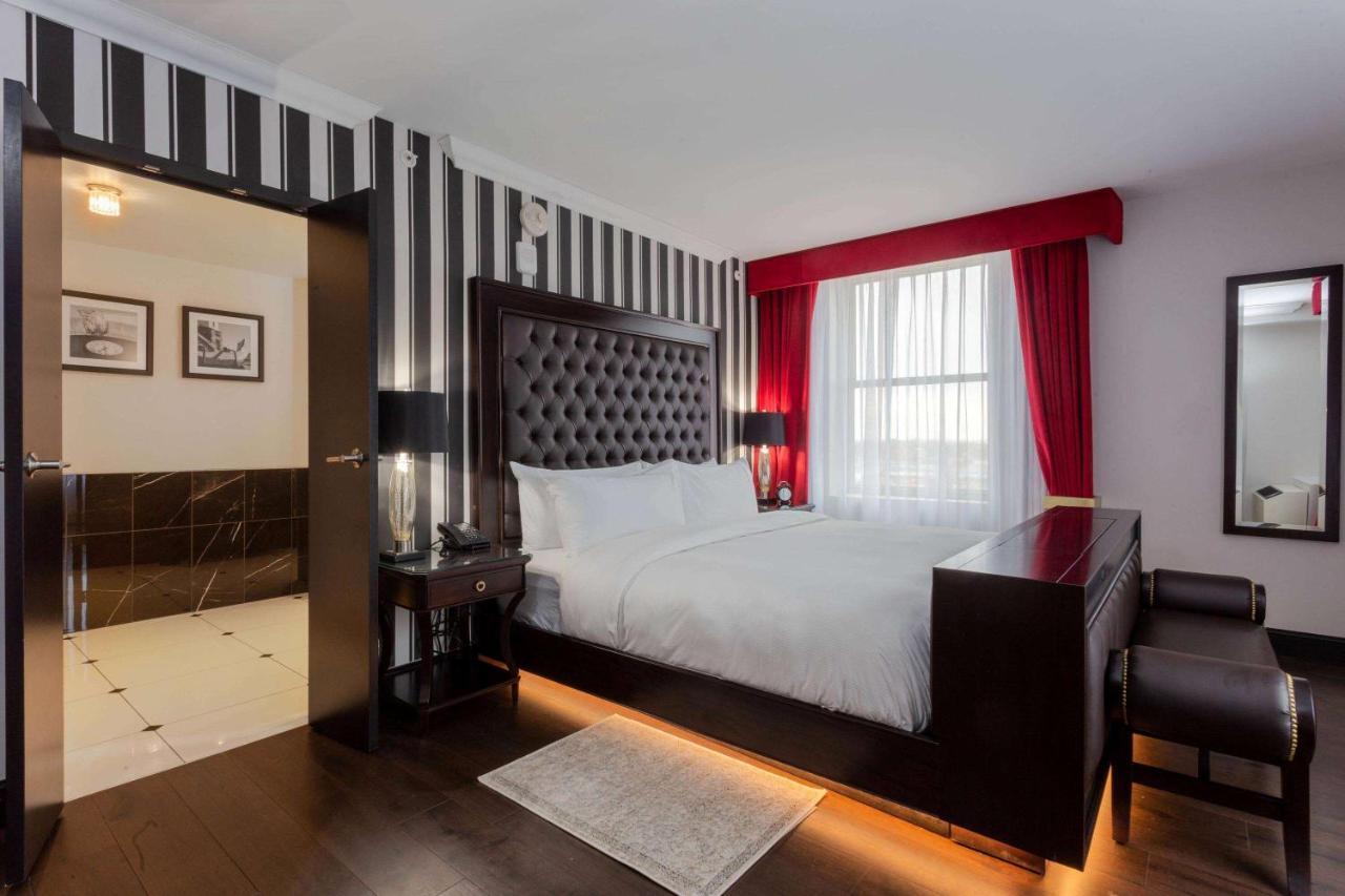 Hotel Retlaw, Trademark Collection By Wyndham Fond du Lac Kültér fotó