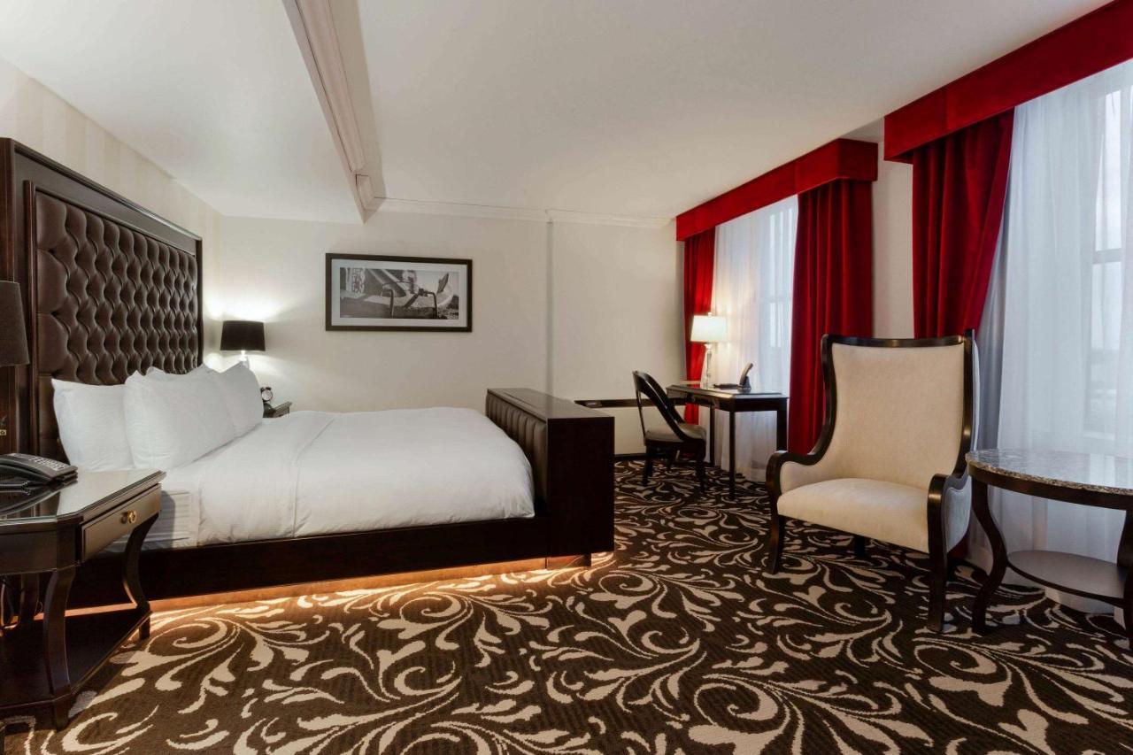 Hotel Retlaw, Trademark Collection By Wyndham Fond du Lac Kültér fotó